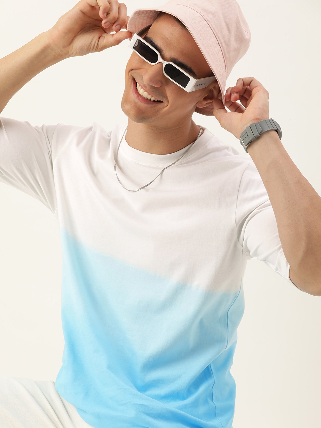 

Harvard Tie and Dye With Ombre Effect Round Neck Short Sleeves Casual T-shirt, White