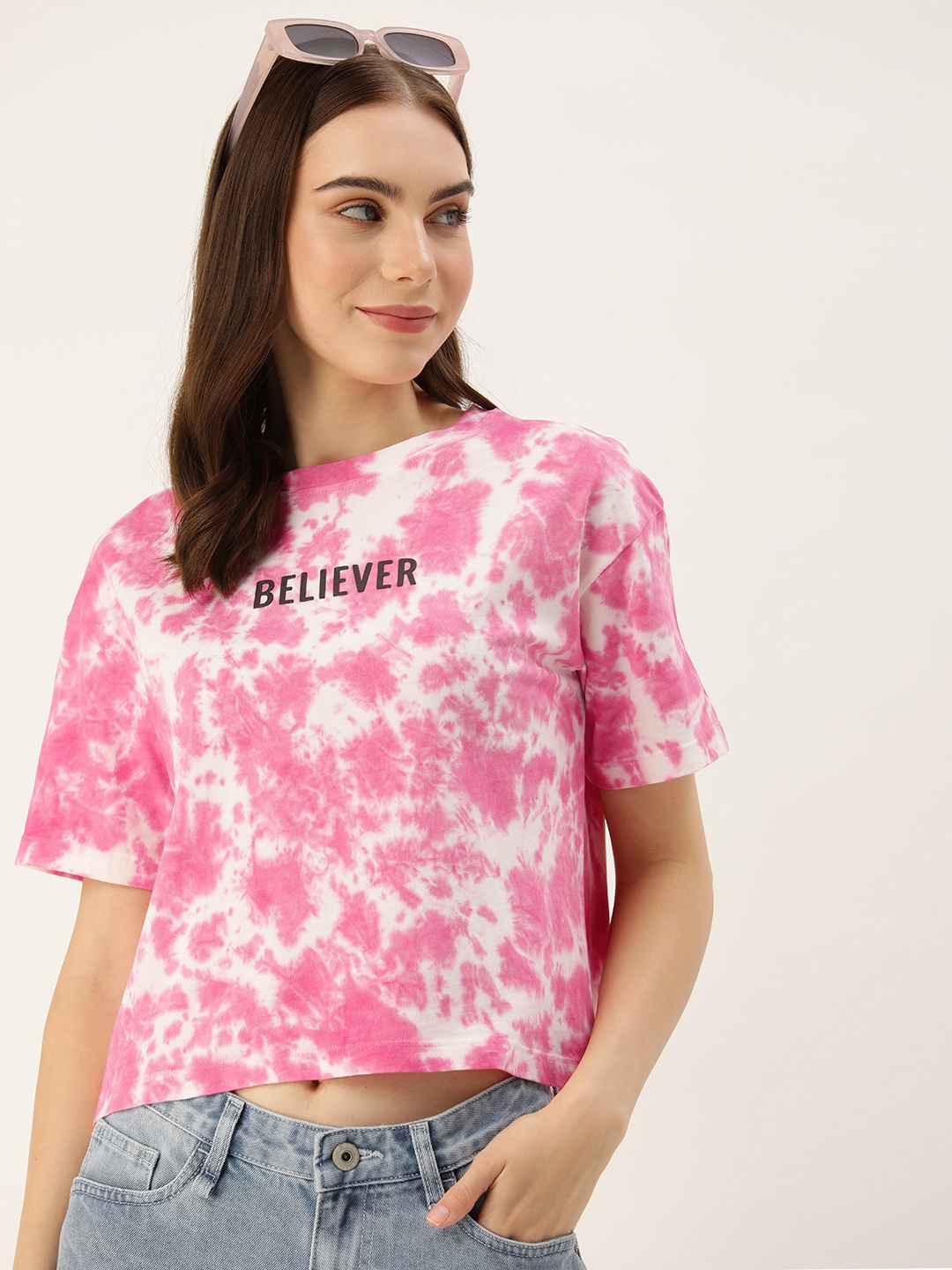 

Harvard Tie and Dye Printed Drop-Shoulder Sleeves Applique Crop T-shirt, Pink