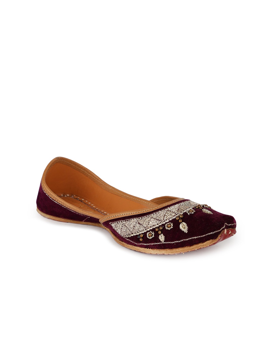 

The Desi Dulhan Ethnic Embroidered Mojaris, Purple