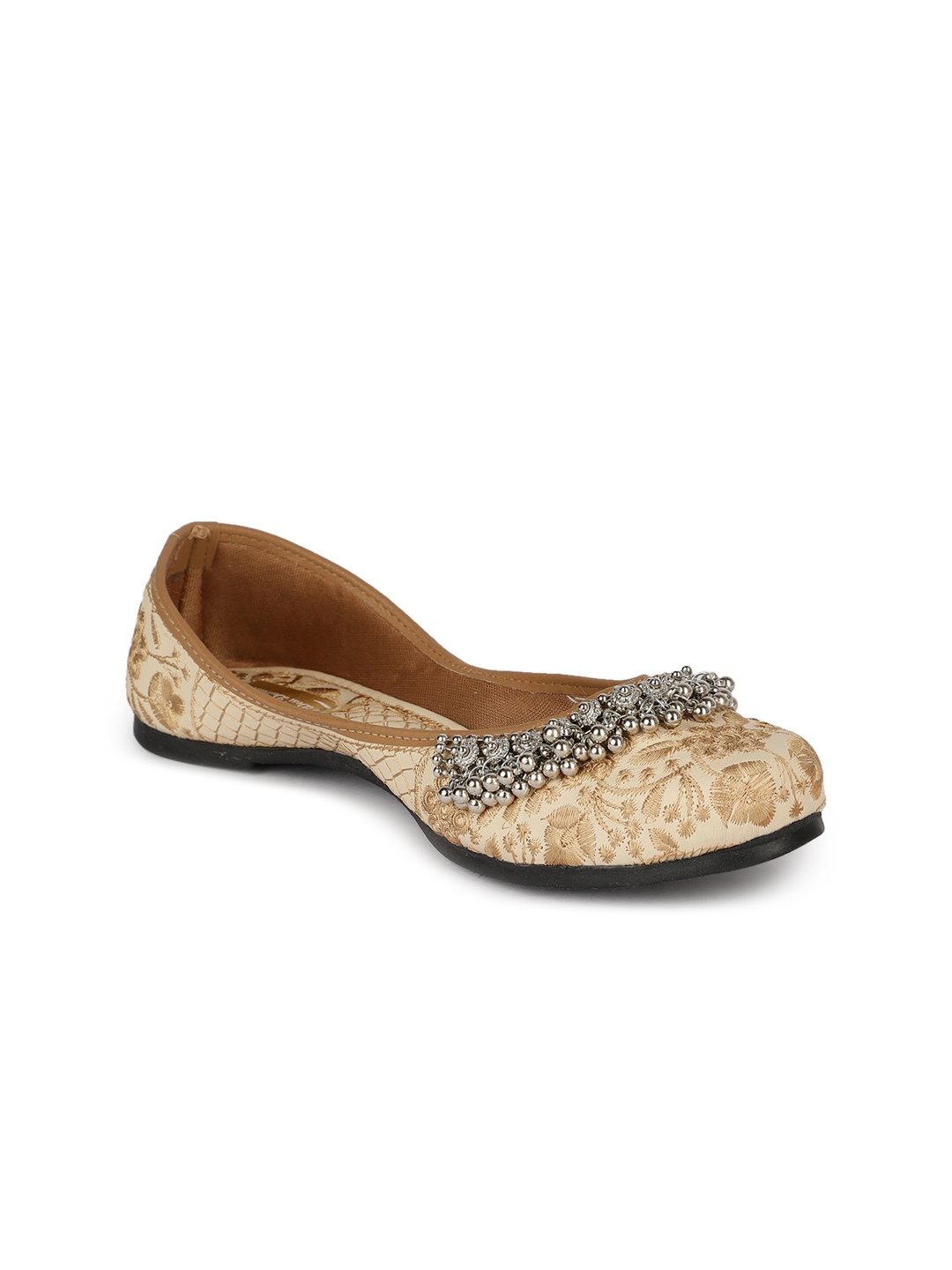 

The Desi Dulhan Ethnic Embellished Mojaris, Gold