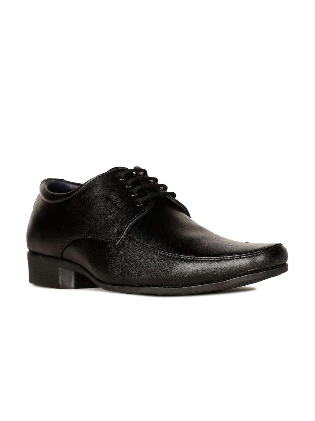 

Bata Men Textured Formal Derbys, Black