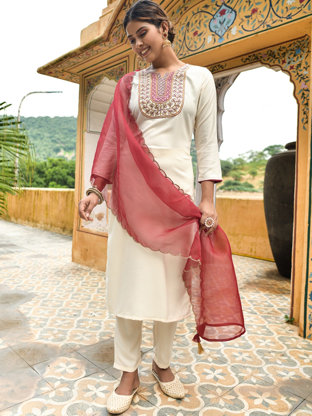 

Navlik Ethnic Motifs Yoke Design Thread Work Kurta With Trousers & Dupatta, Off white
