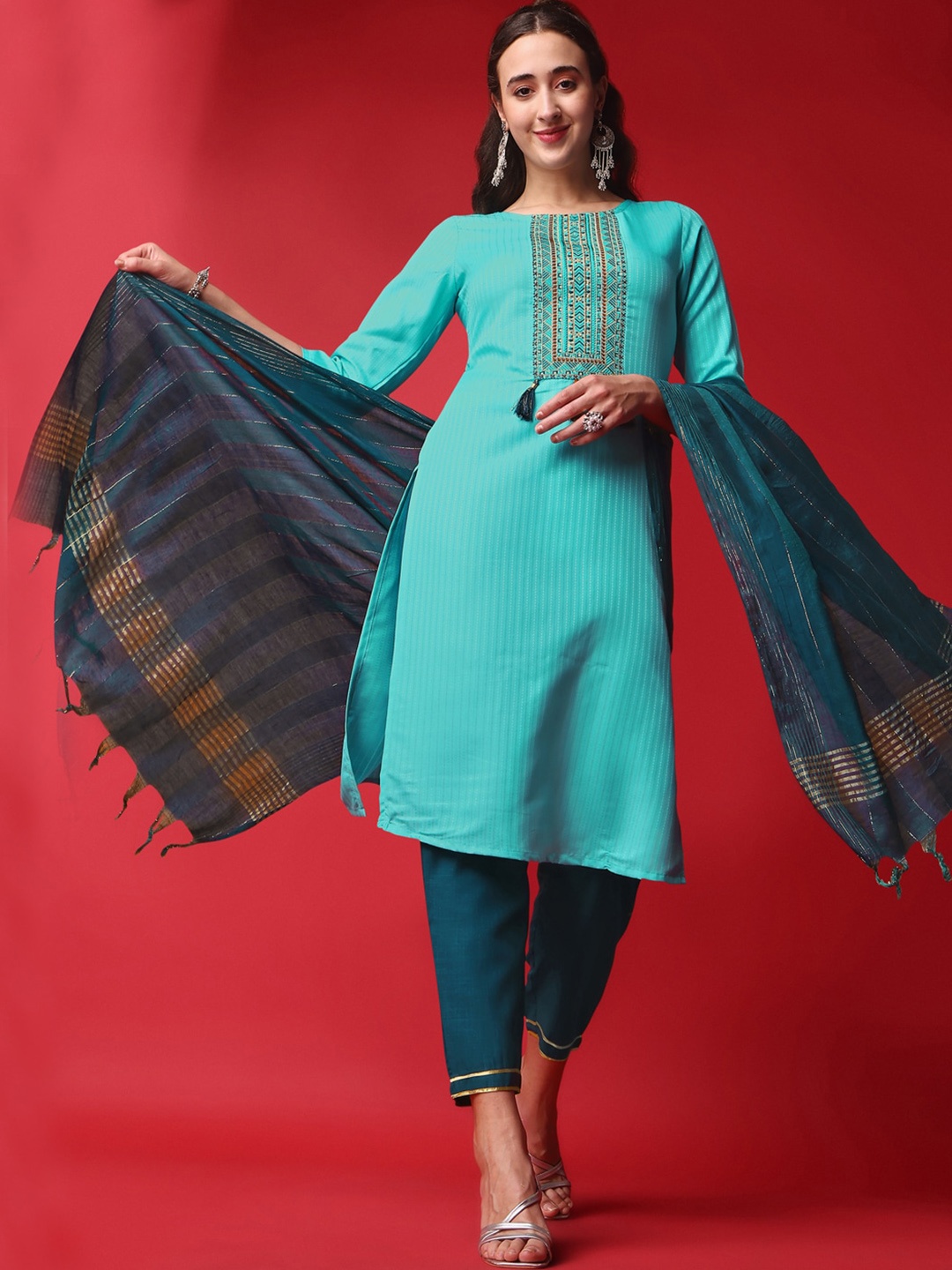 

Navlik Striped Regular Thread Work Kurta With Trousers & With Dupatta, Turquoise blue