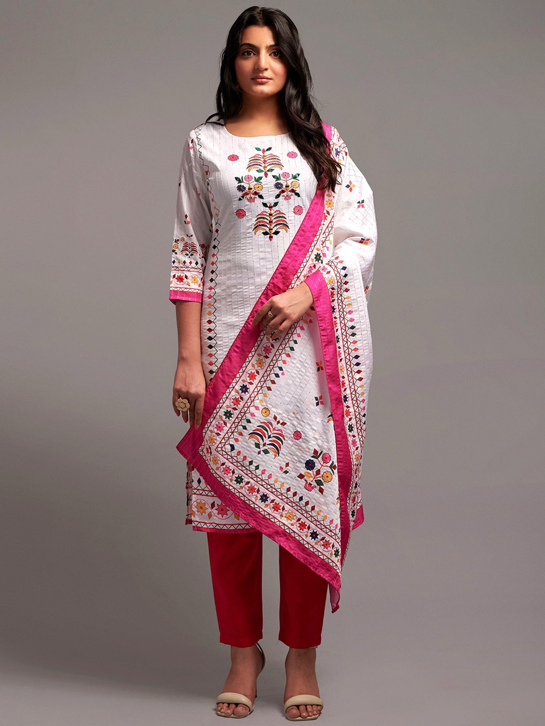 

NavlikEmbroidered Kurta with Trousers & With Dupatta, White