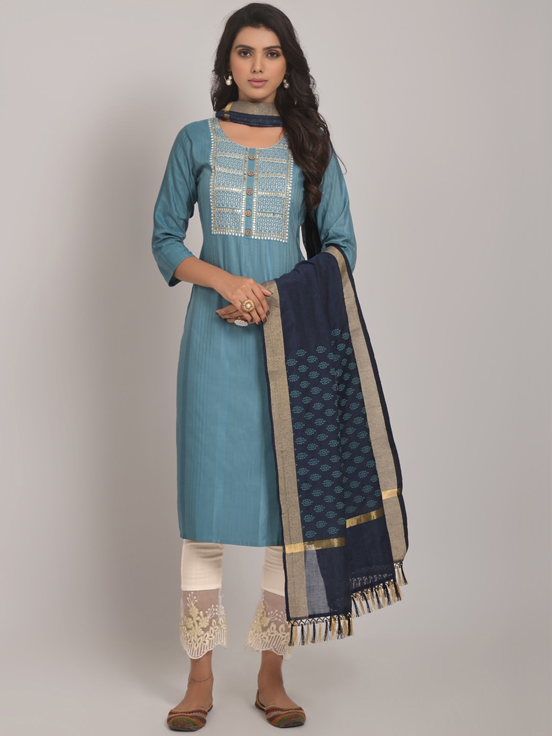 

Navlik Ethnic Motifs Embroidered Regular Sequinned Kurta With Trousers & Dupatta, Turquoise blue