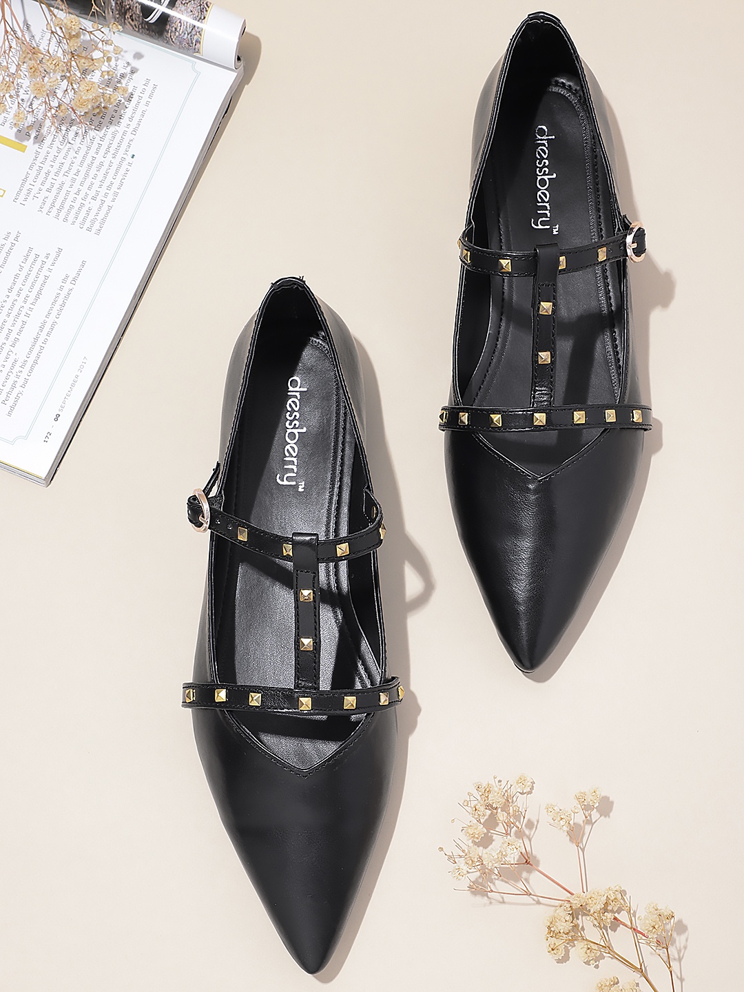 

DressBerry Women Embellished Ballerinas, Black