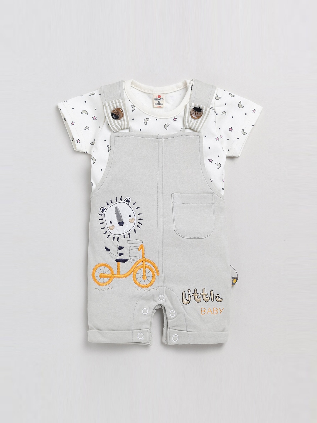 

BRATS AND DOLLS Infants Kids Embroidered Cotton Dungaree With Printed T-Shirt, White