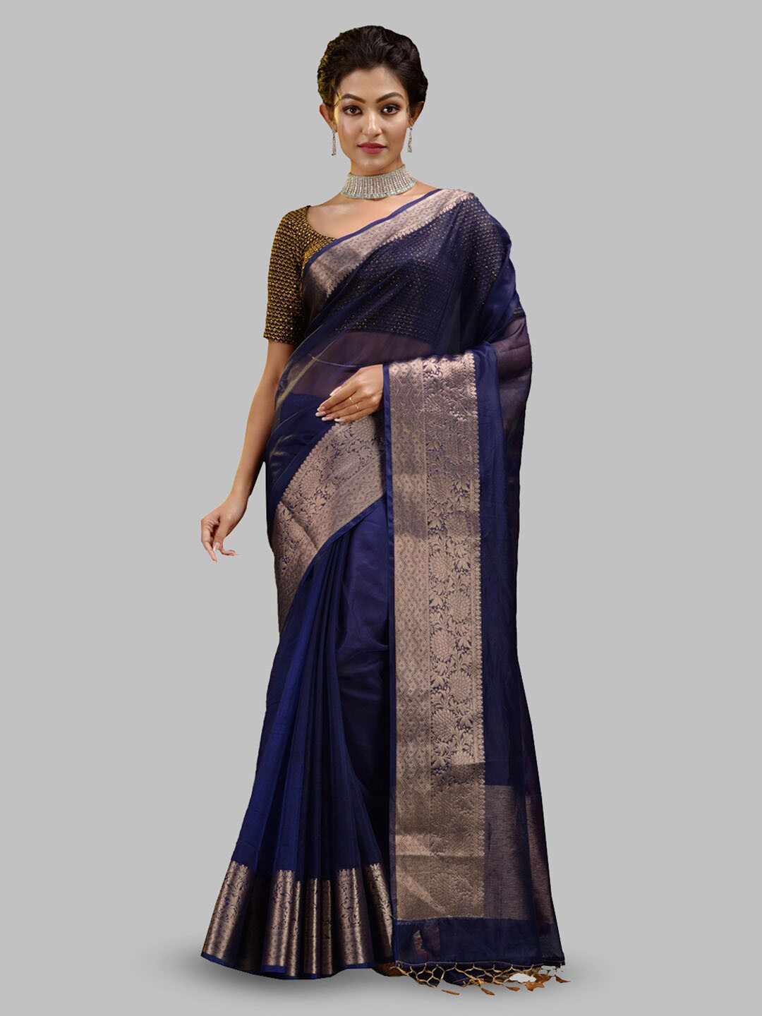 

HOUSE OF BEGUM Handloom Zari Organza Banarasi Saree, Navy blue