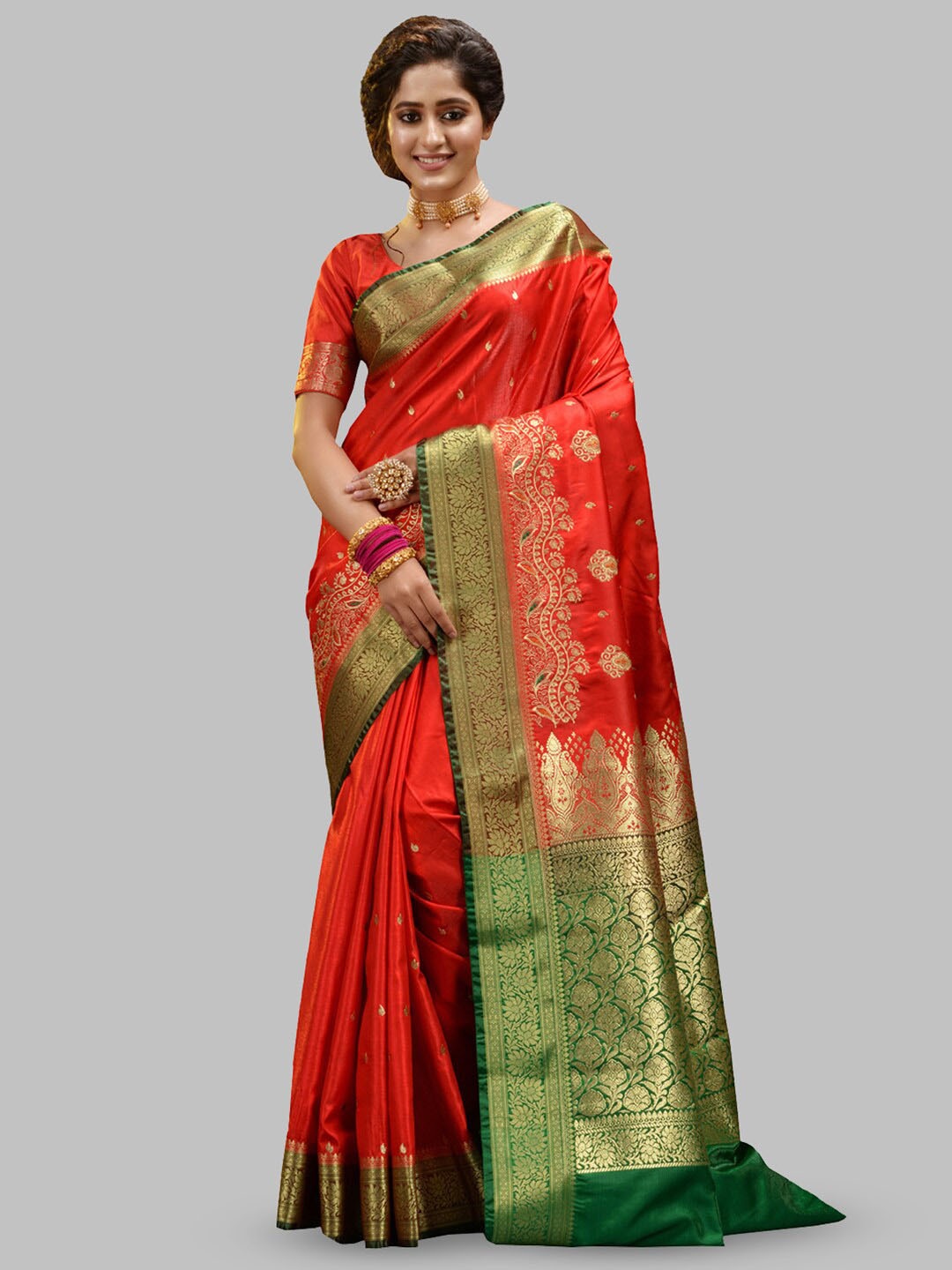 

HOUSE OF BEGUM Ethnic Motifs Woven Design Zari Silk Blend Handloom Banarasi Saree, Red