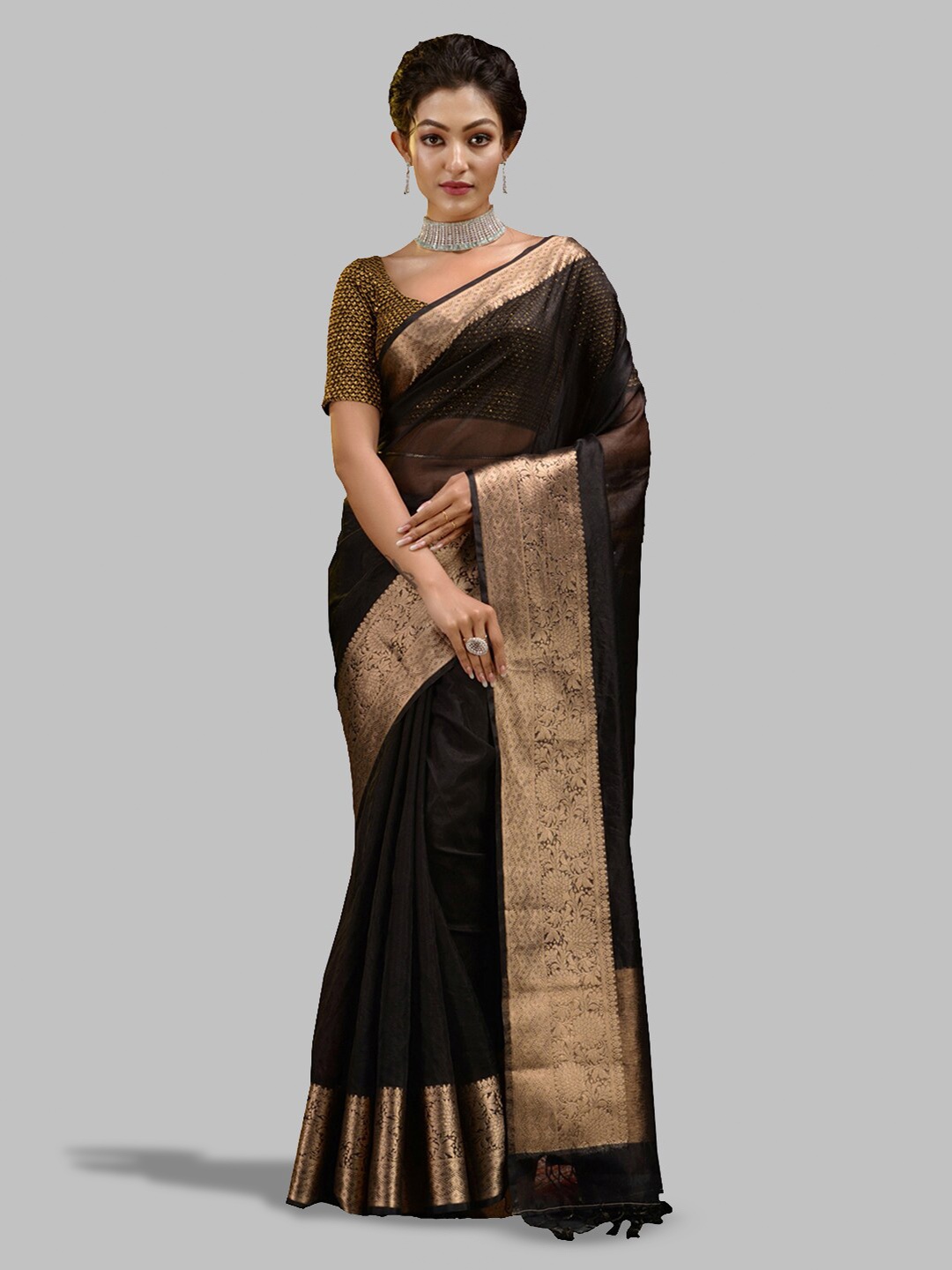 

HOUSE OF BEGUM Zari Organza Banarasi Saree, Black