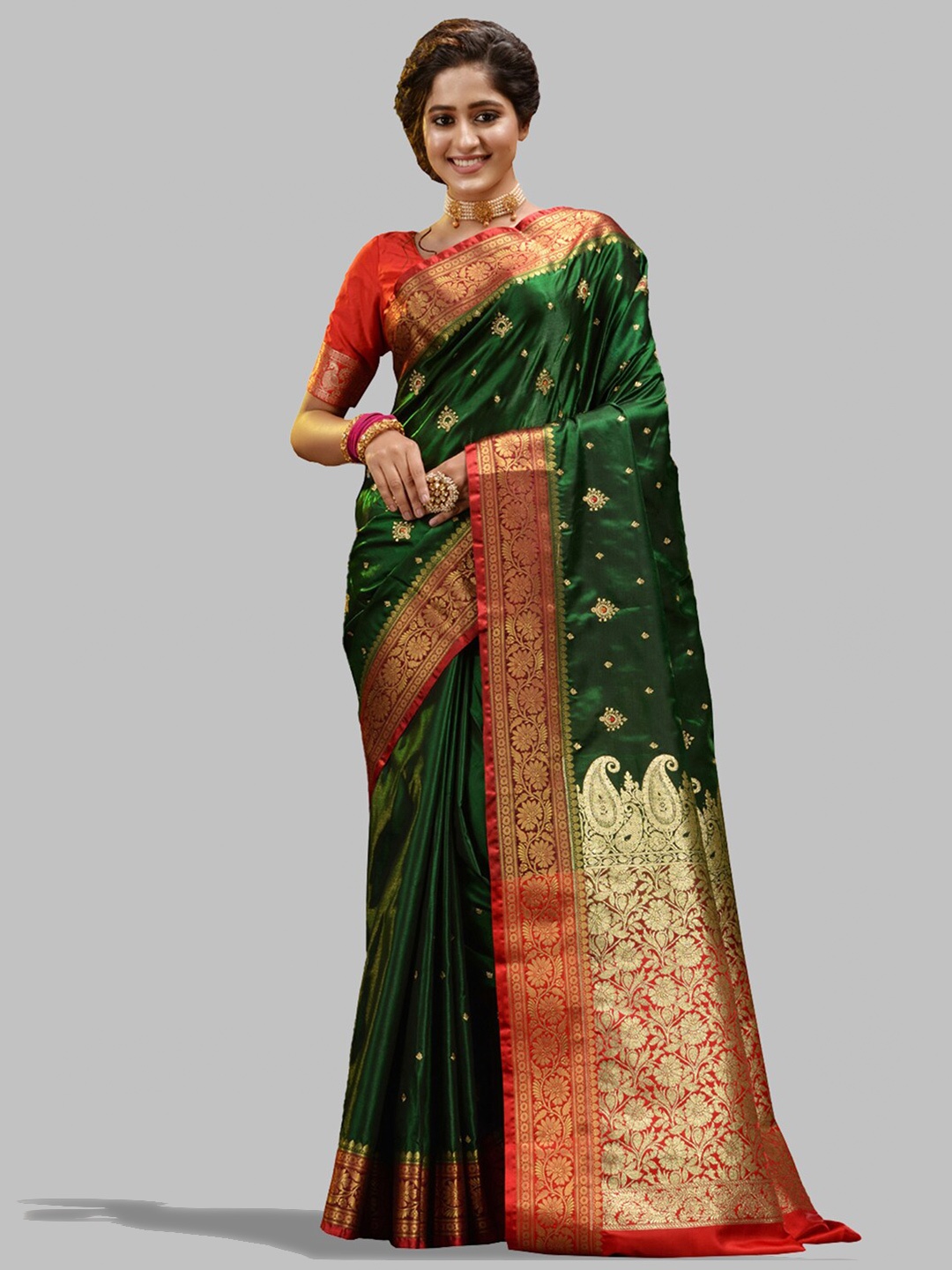 

HOUSE OF BEGUM Ethnic Motif Woven Design Zari Banarasi Saree, Green