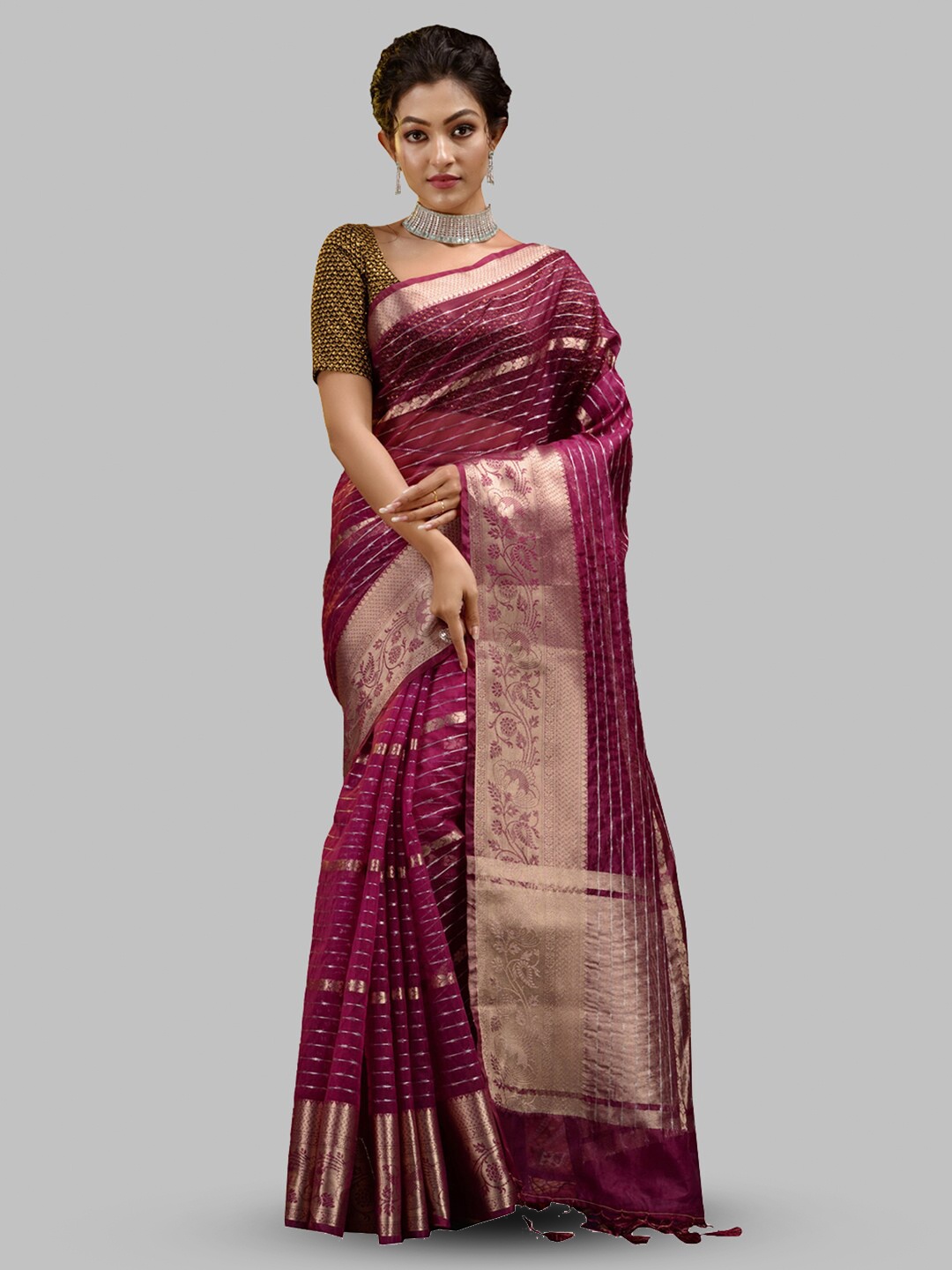 

HOUSE OF BEGUM Ethnic Motif Zari Organza Handloom Banarasi Saree With Blouse Piece, Magenta