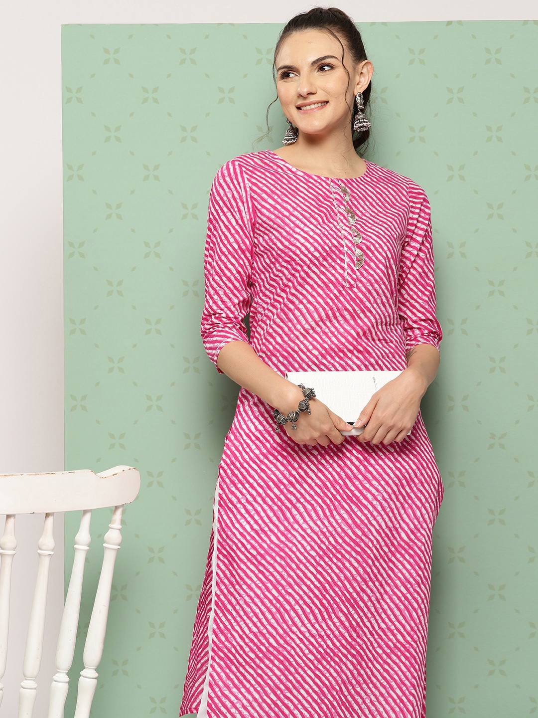 

Yufta Leheriya Printed Gotta Patti Pure Cotton Kurta, Pink