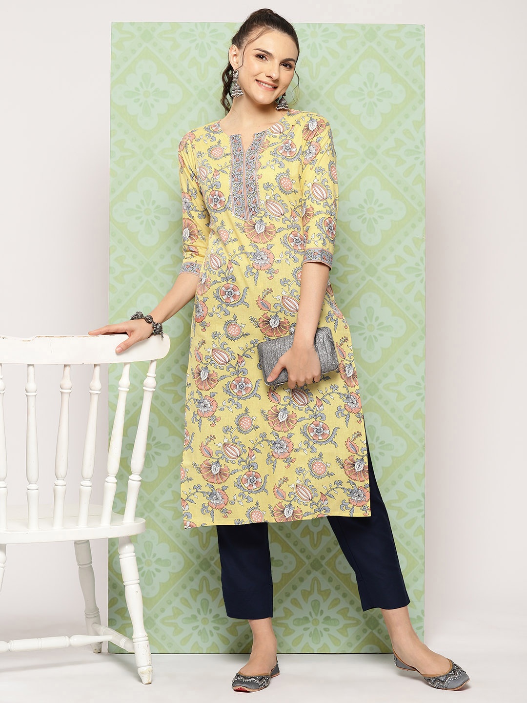 

Yufta Floral Printed Pure Cotton Kurta, Yellow