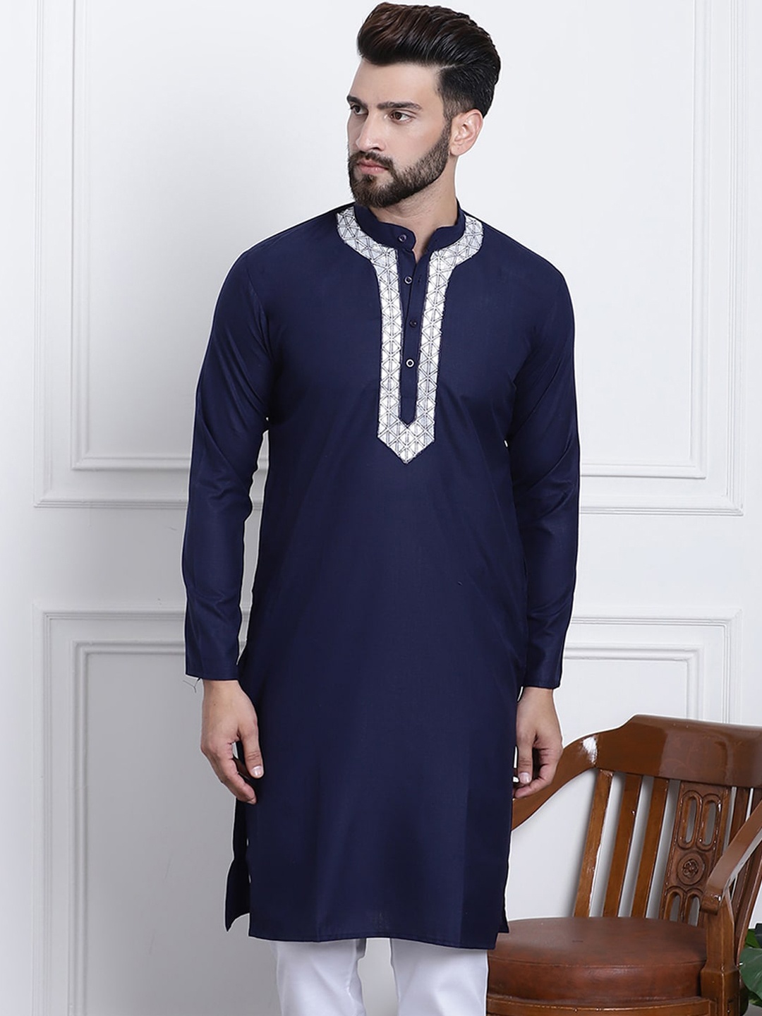 

SOJANYA Mandarin Collar Straight Kurta, Navy blue