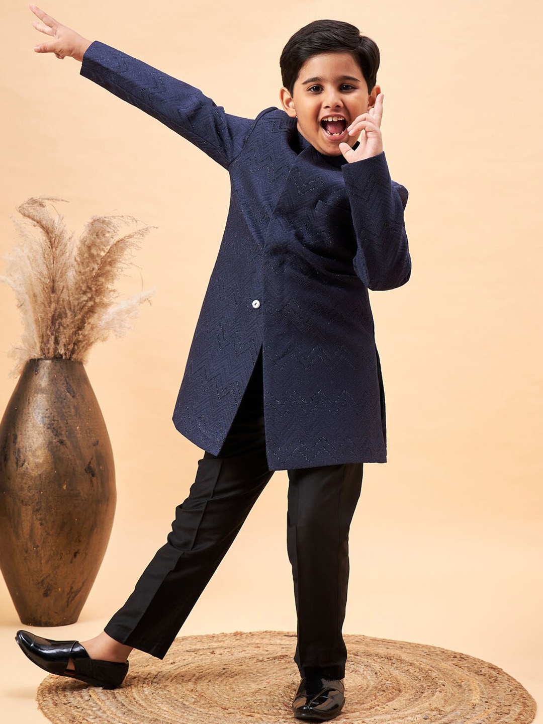 

VASTRAMAY Boys Self Design Mandarin Collar Sherwani Set, Navy blue