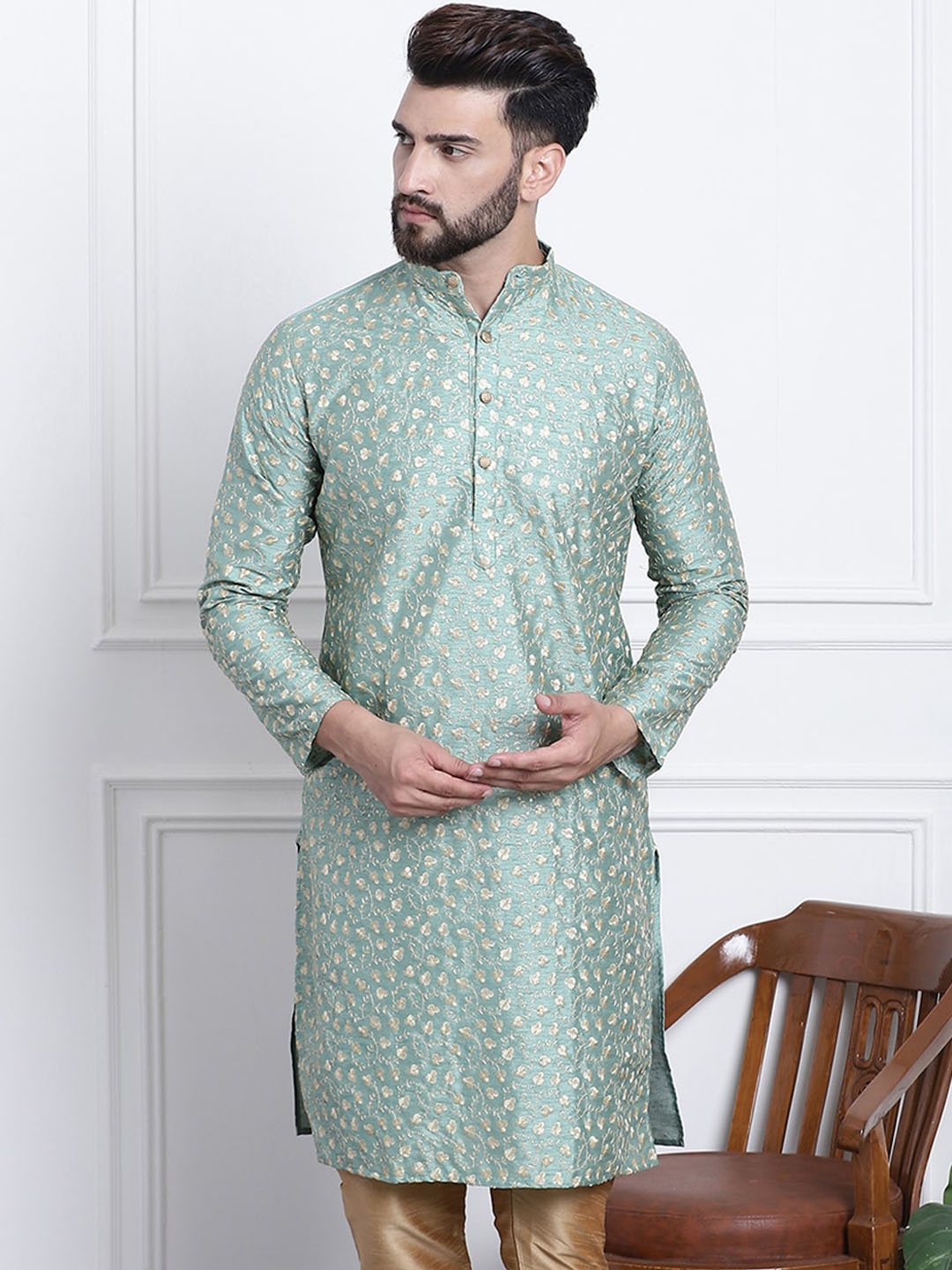 

SOJANYA Floral Embroidered Mandarin Collar Straight Kurta, Green