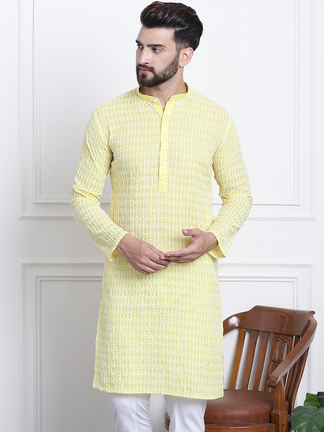 

SOJANYA Floral Embroidered Mandarin Collar Pure Cotton Straight Kurta, Yellow