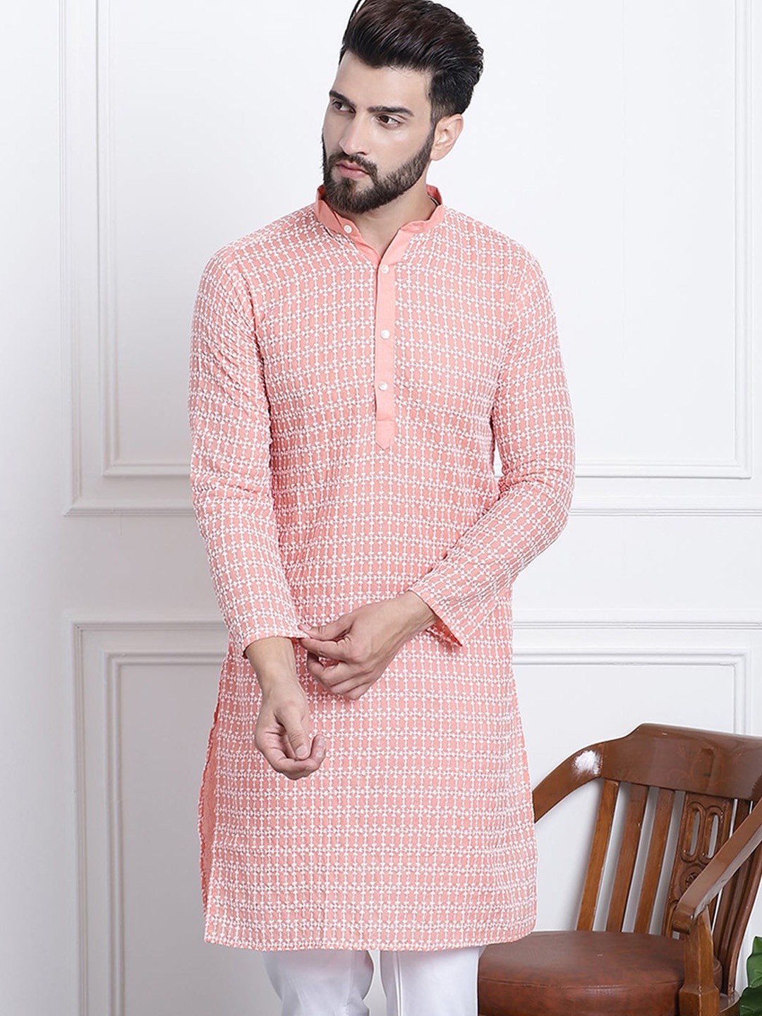 

SOJANYA Floral Embroidered Mandarin Collar Pure Cotton Straight Kurta, Peach