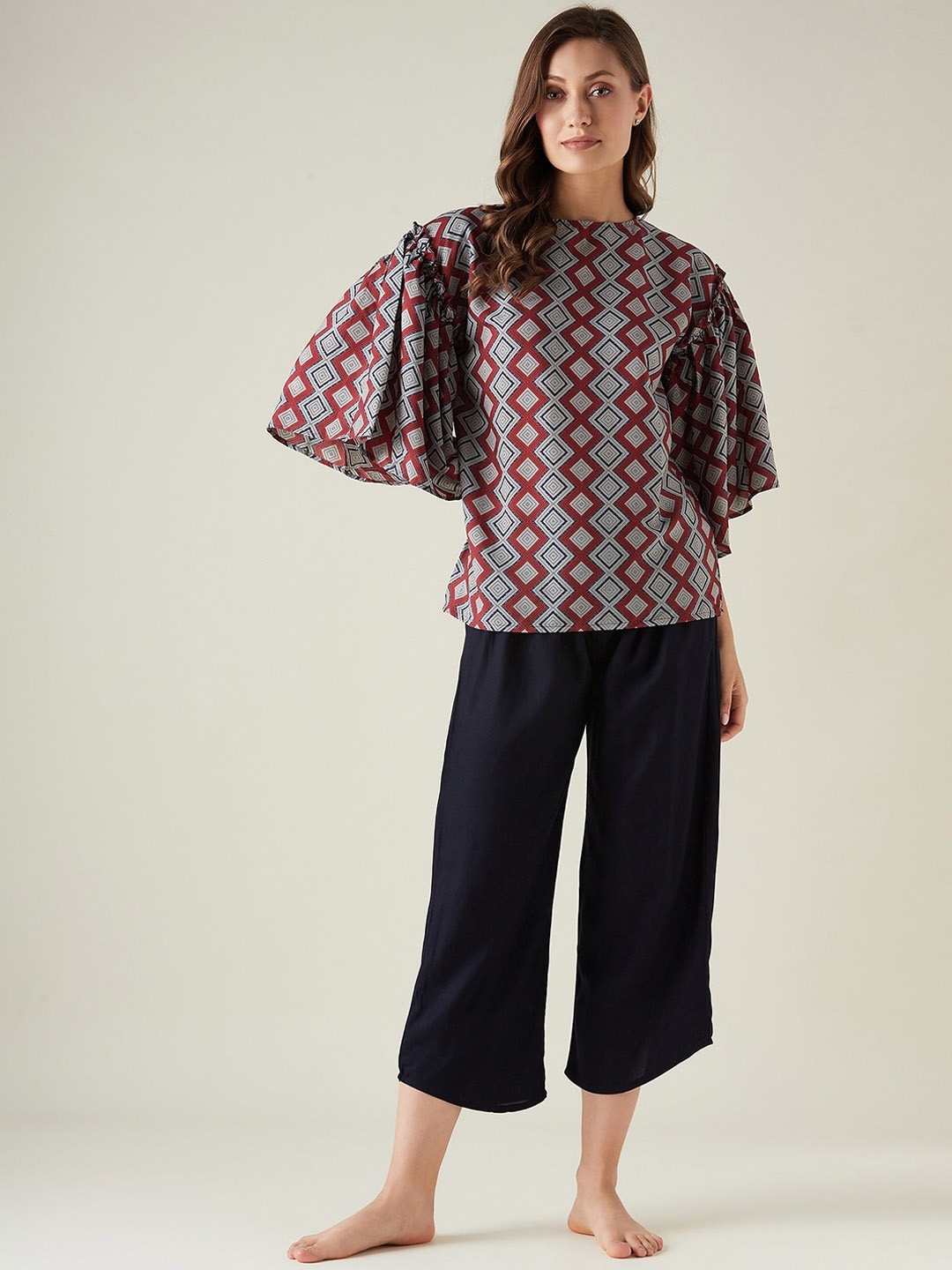 

The Kaftan Company Printed Top & Capris, Red