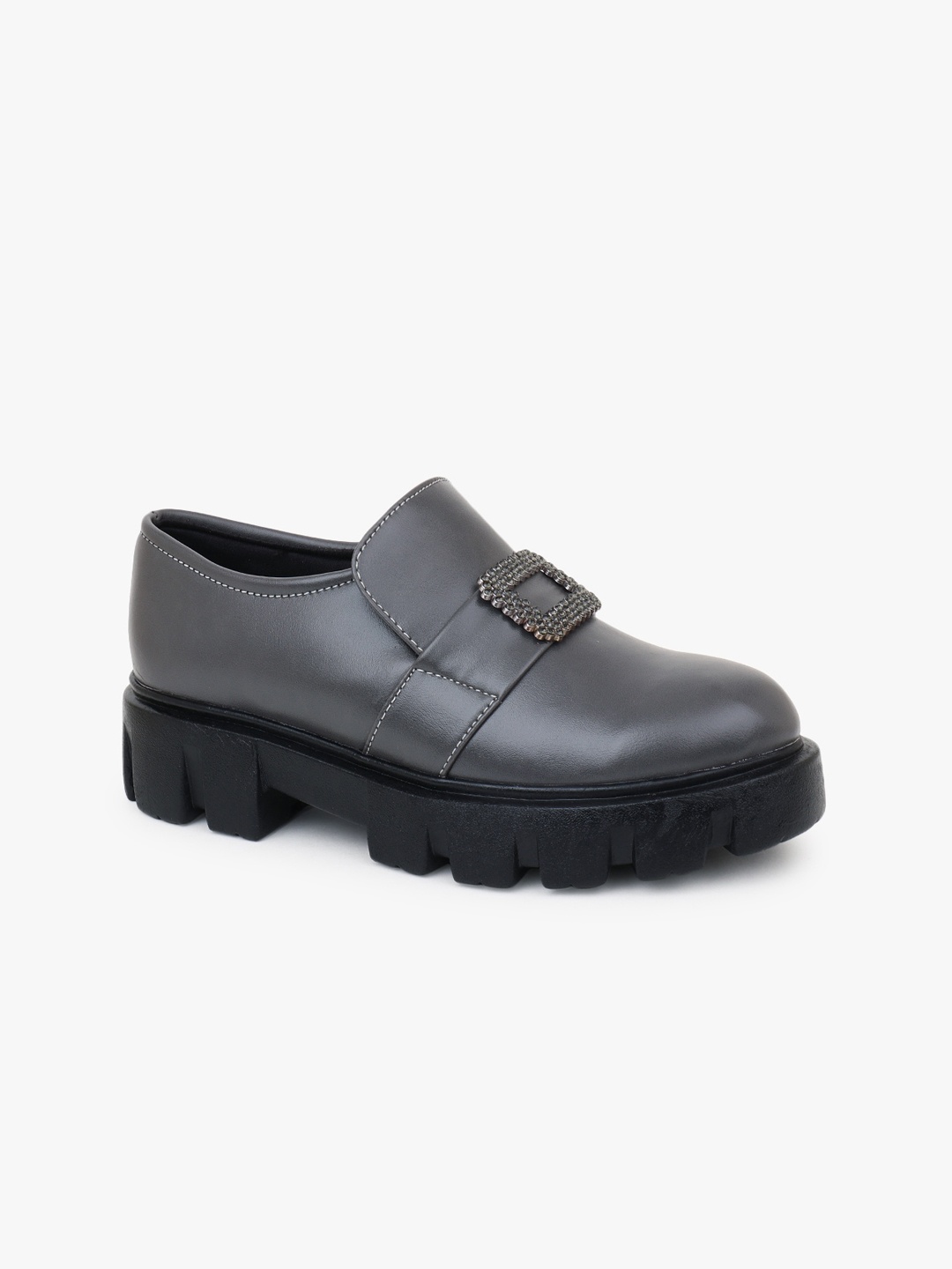 

The Roadster Lifestyle Co. Women Grey Buckled Heeled Contrast Sole Loafers