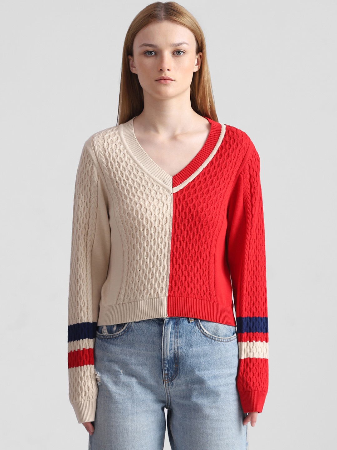 

ONLY V-Neck Colourblocked Cotton Pullover, Red