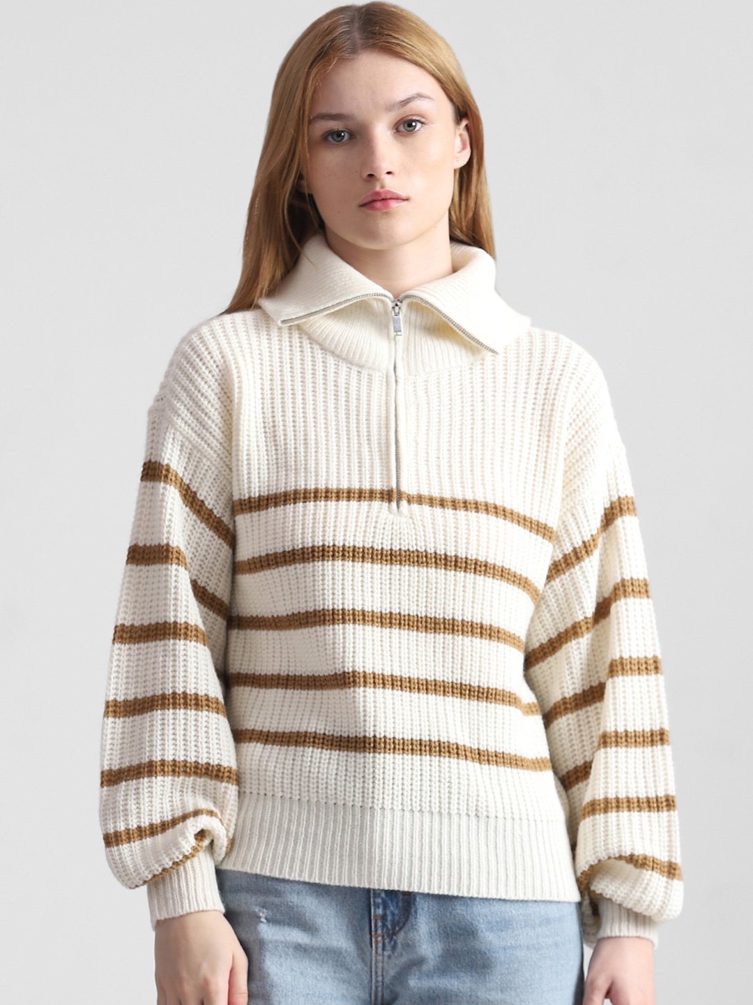 

ONLY Striped Turtle Neck Front-Open Sweaters, Beige