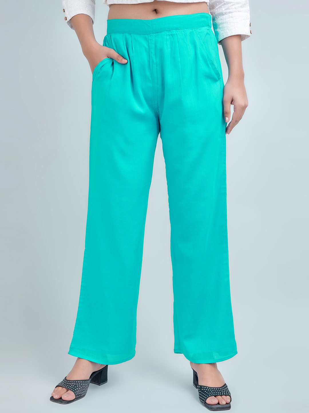 

SUTI Women Loose Fit Parallel Cotton Trousers, Blue