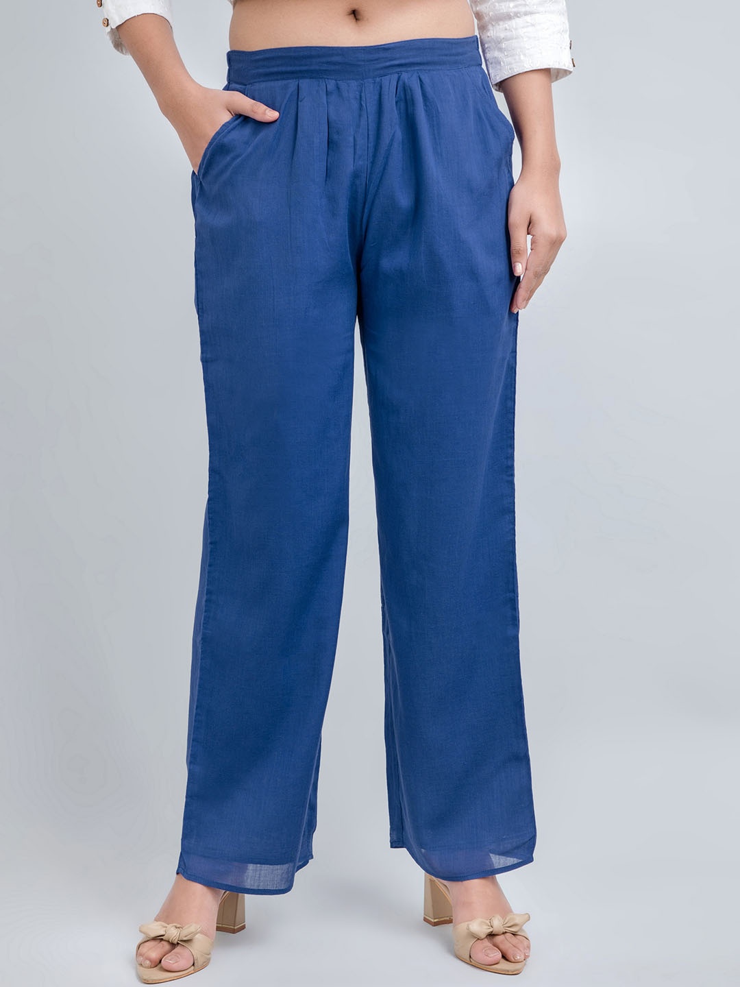 

SUTI Women Mid-Rise Loose Fit Straight Cotton Trousers, Blue