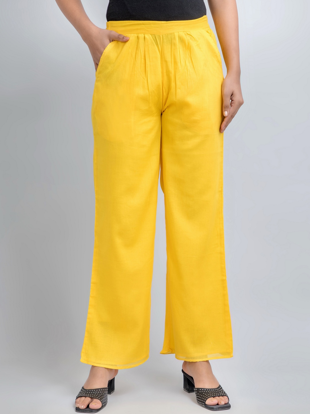 

SUTI Women Mid-Rise Loose Fit Straight Cotton Trousers, Yellow