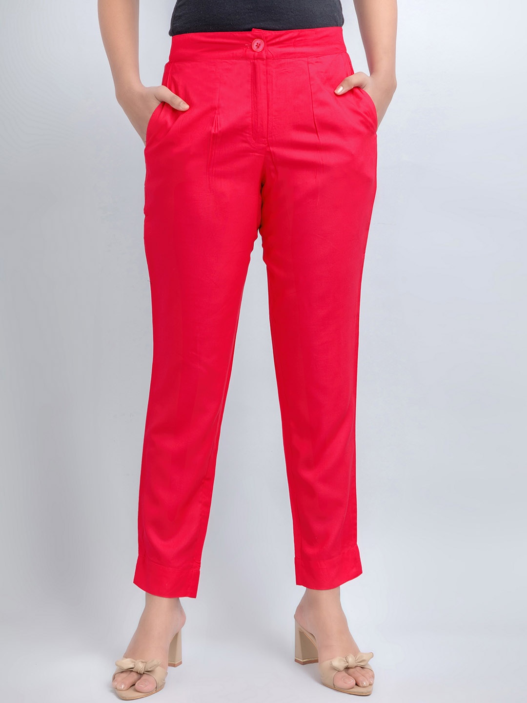 

SUTI Women Mid-Rise Cropped Cotton Cigarette Trousers, Red