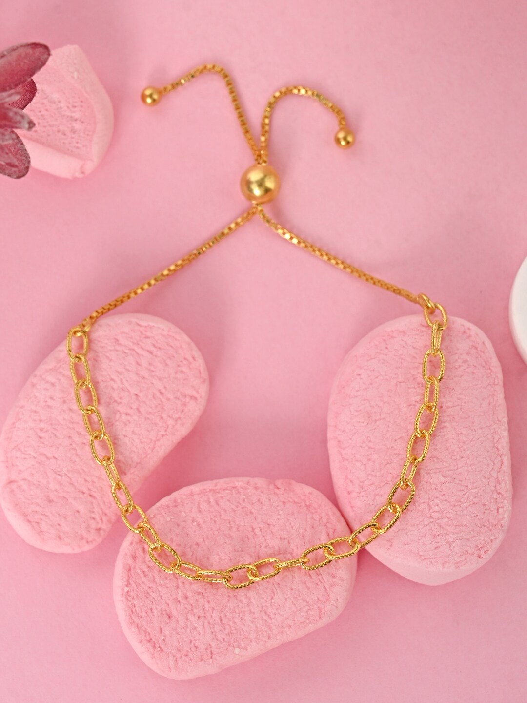 

Clara Gold-Plated Link Bracelet