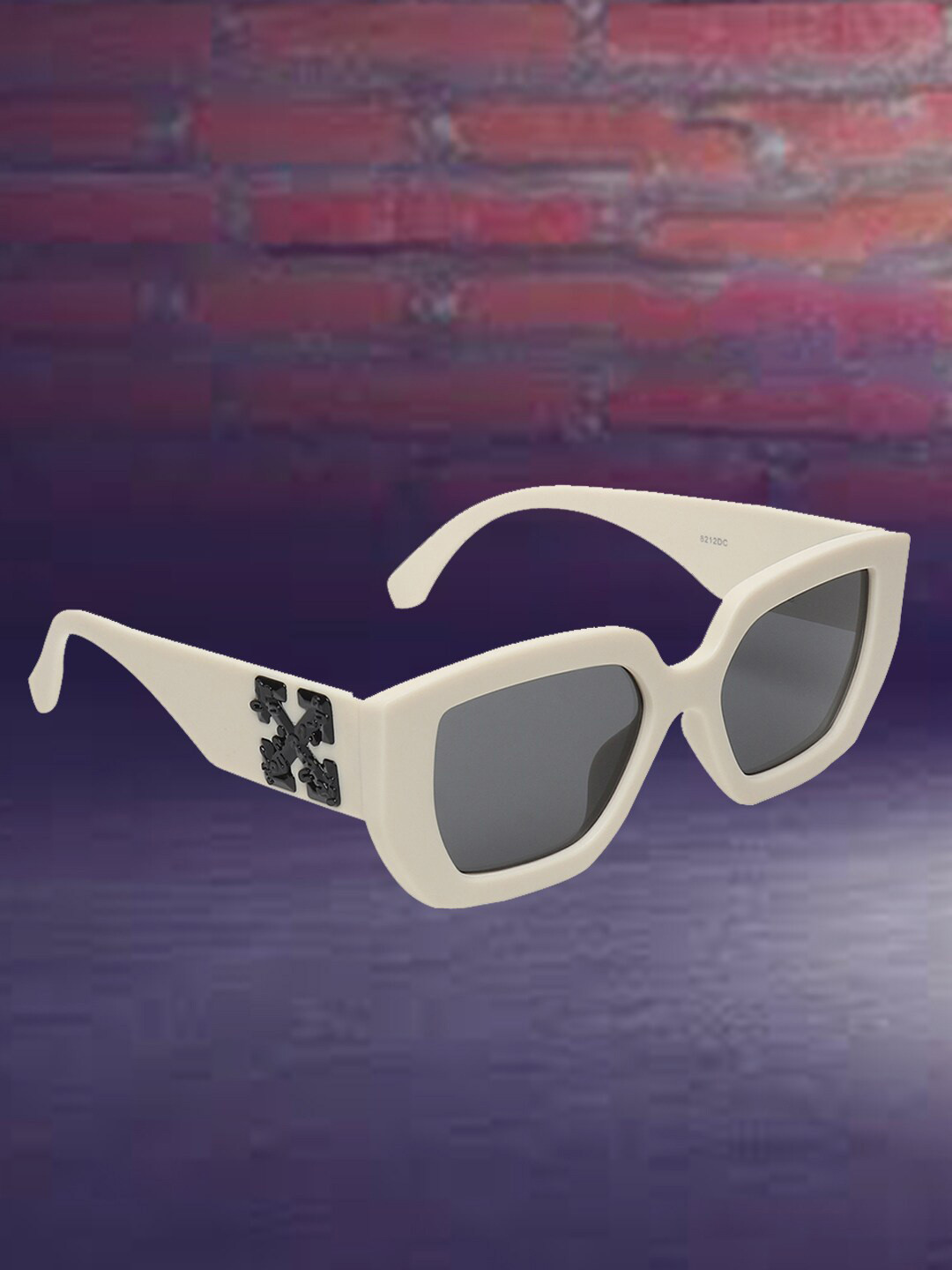 

Swiss Design Unisex Butterfly Sunglasses with UV Protected Lens, Grey