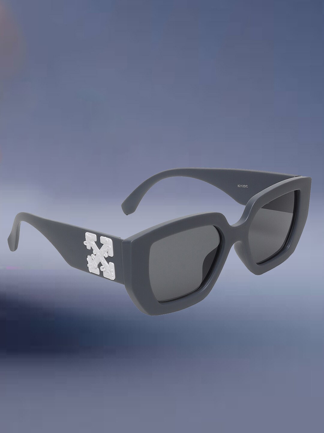 

Swiss Design Unisex Square Sunglasses with UV Protected Lens SDGOG-8212-6, Grey
