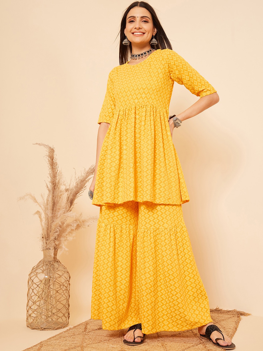 

InWeave Ethnic Motifs Embroidered Sequinned Kurta with Sharara, Yellow