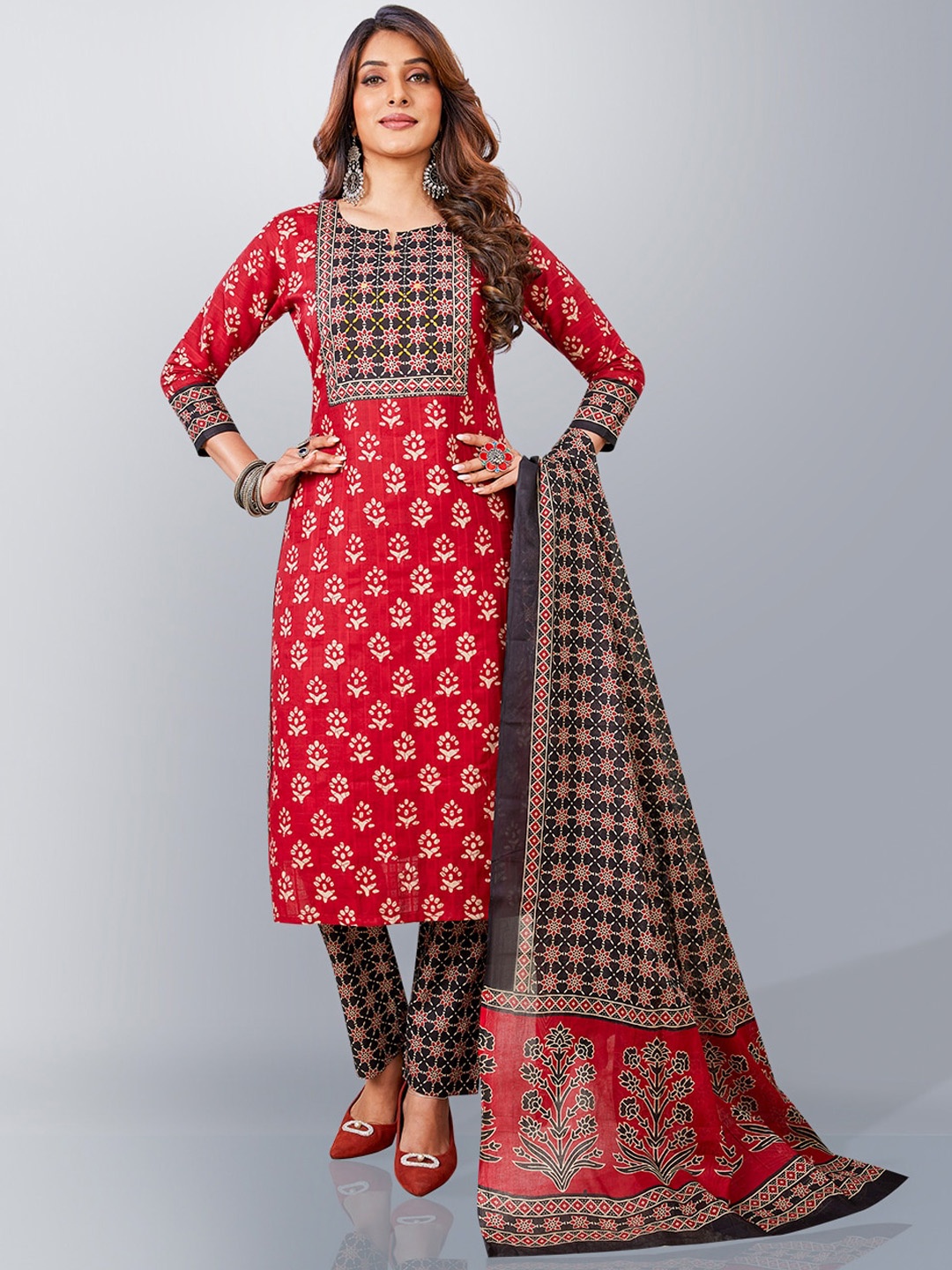 

Jevi Prints Ethnic Motifs Printed Kantha Work Pure Cotton Kurta With Salwar & With Dupatta, Red