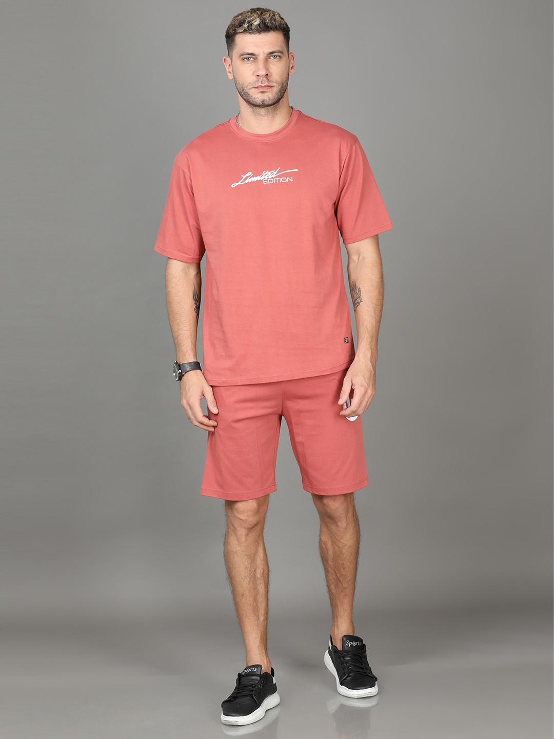 

Bushirt Round Neck Pure Cotton T-shirt With Shorts, Peach