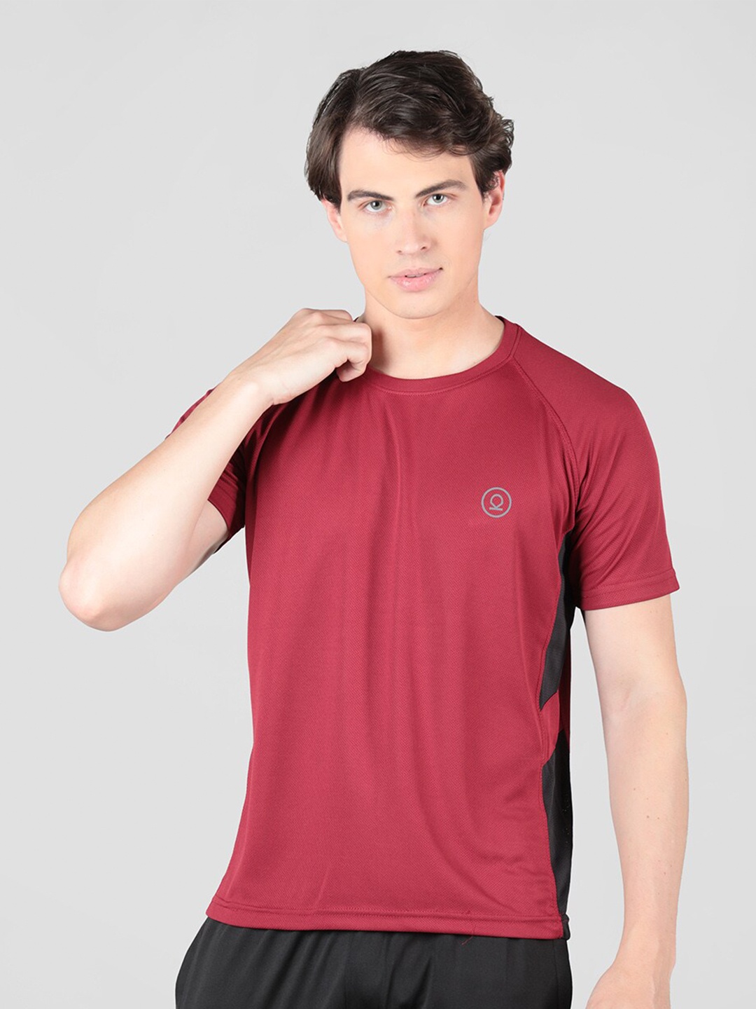 

CHKOKKO Round Neck Sports T-shirt, Maroon