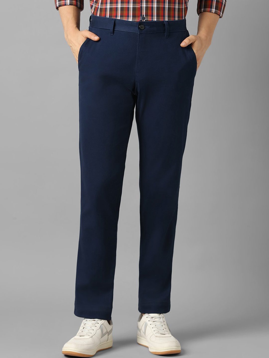 

Louis Philippe Sport Men Slim Fit Casual Trousers, Navy blue