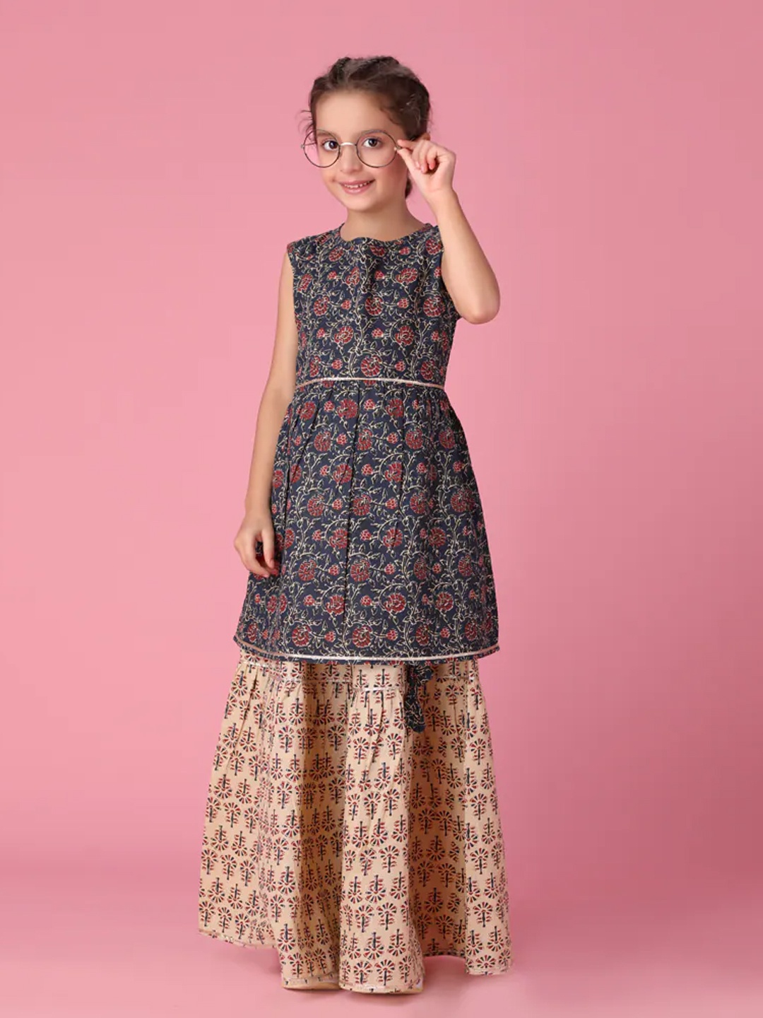 

HERE&NOW Girls Ethnic Motifs Printed Ready to Wear Lehenga & Choli, Blue