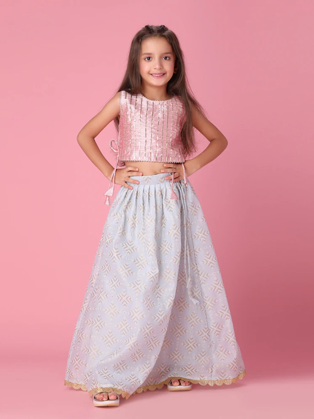

HERE&NOW Girls Embroidered Ready To Wear Lehenga & Choli, Pink