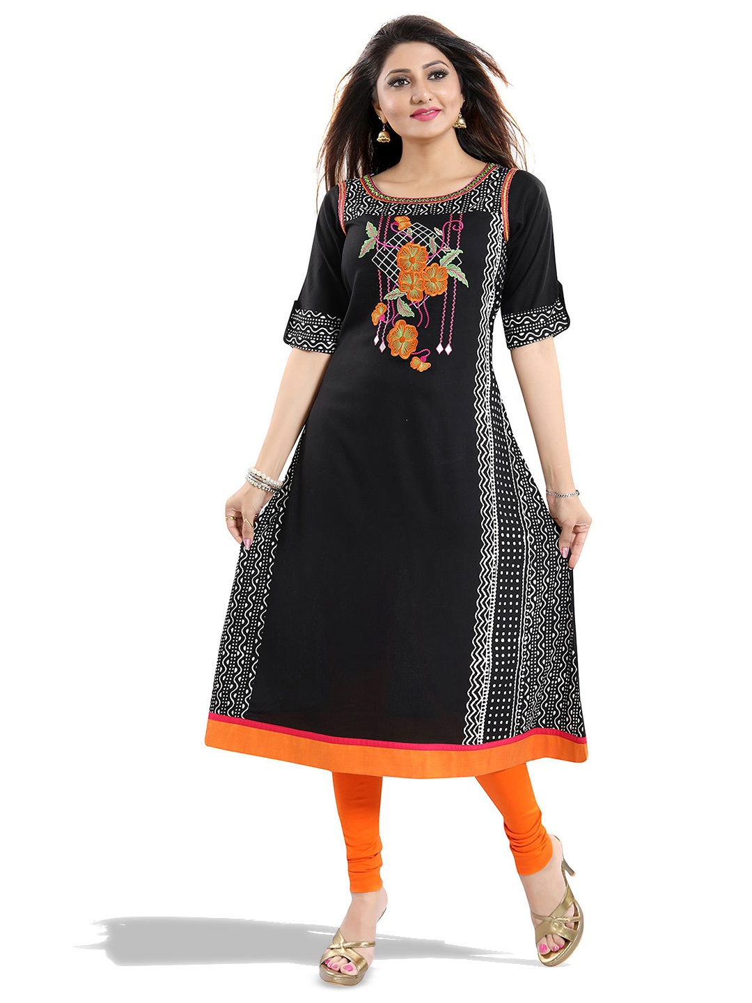 

keshubaba FloralEmbroidered Pure Cotton A-Line Kurta, Black