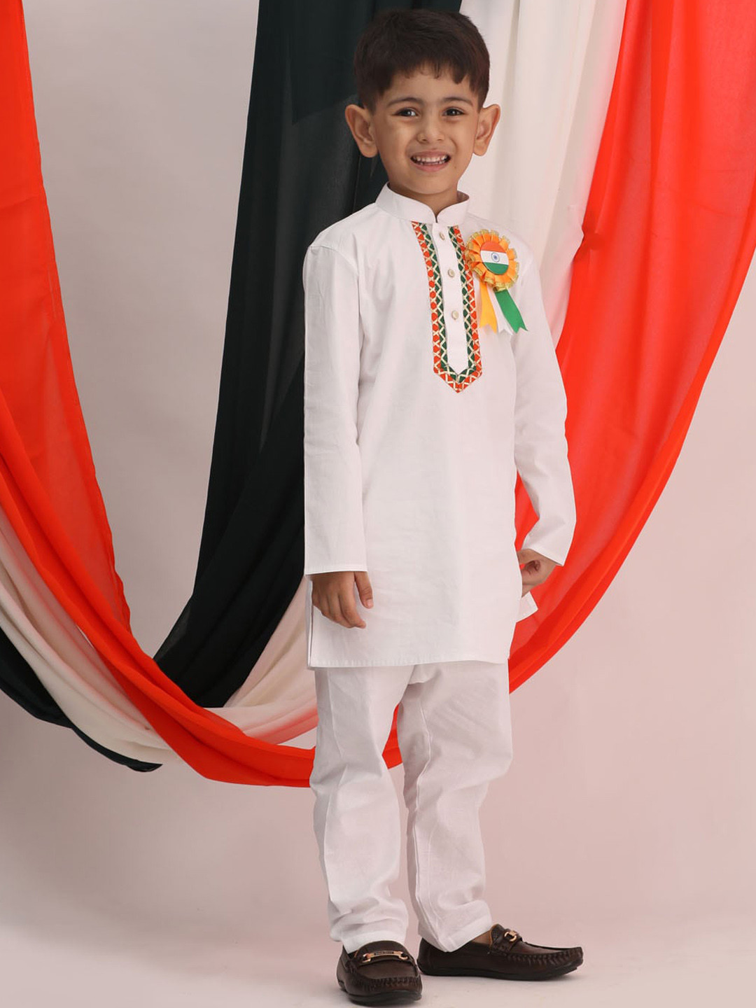 

VASTRAMAY Boys Gotta Patti Pure Cotton Kurta with Pyjamas, White