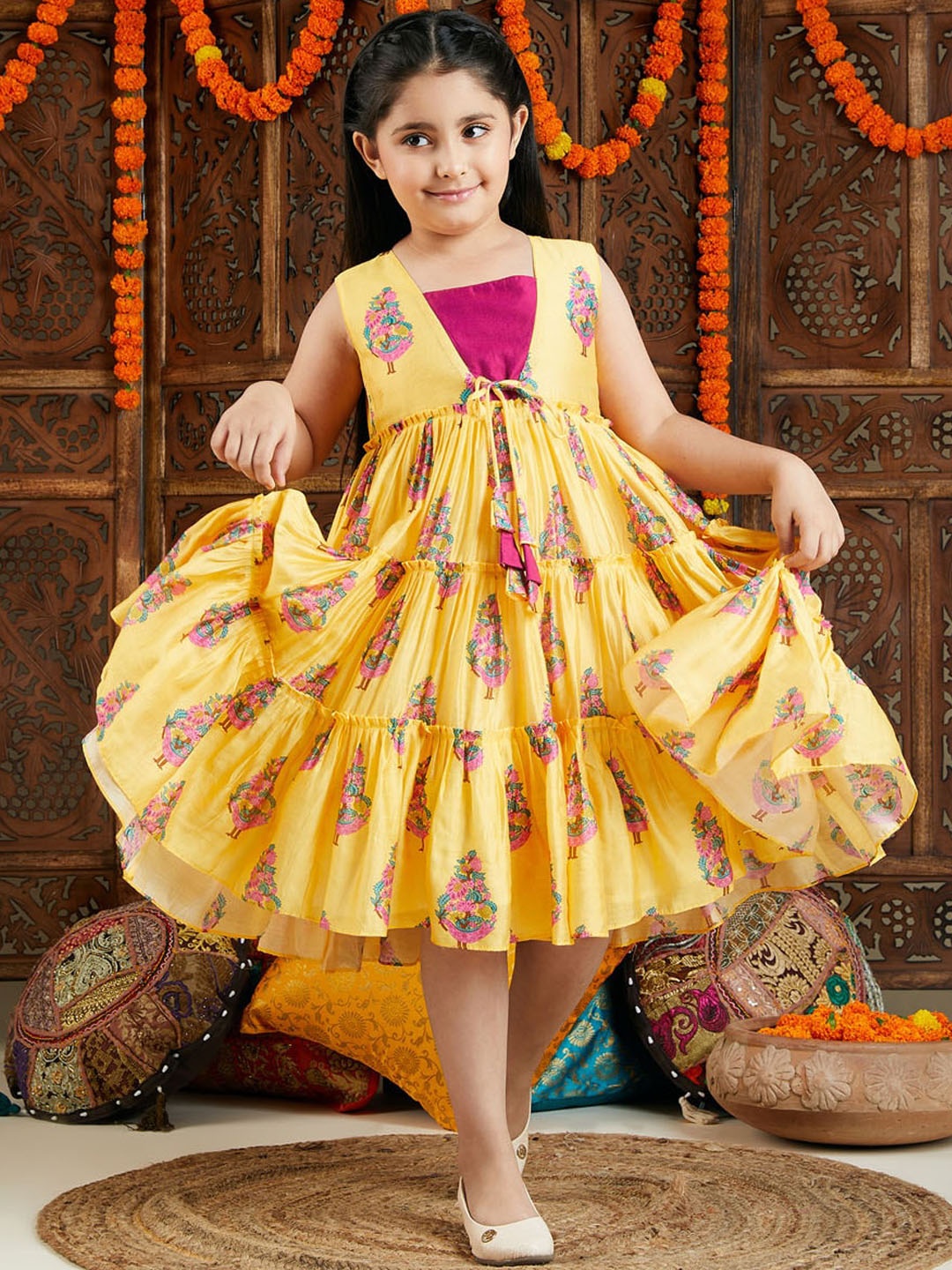 

VASTRAMAY Girls Ethnic Motifs Printed Tie-Ups Tiered Cotton Fit & Flare Ethnic Dress, Yellow