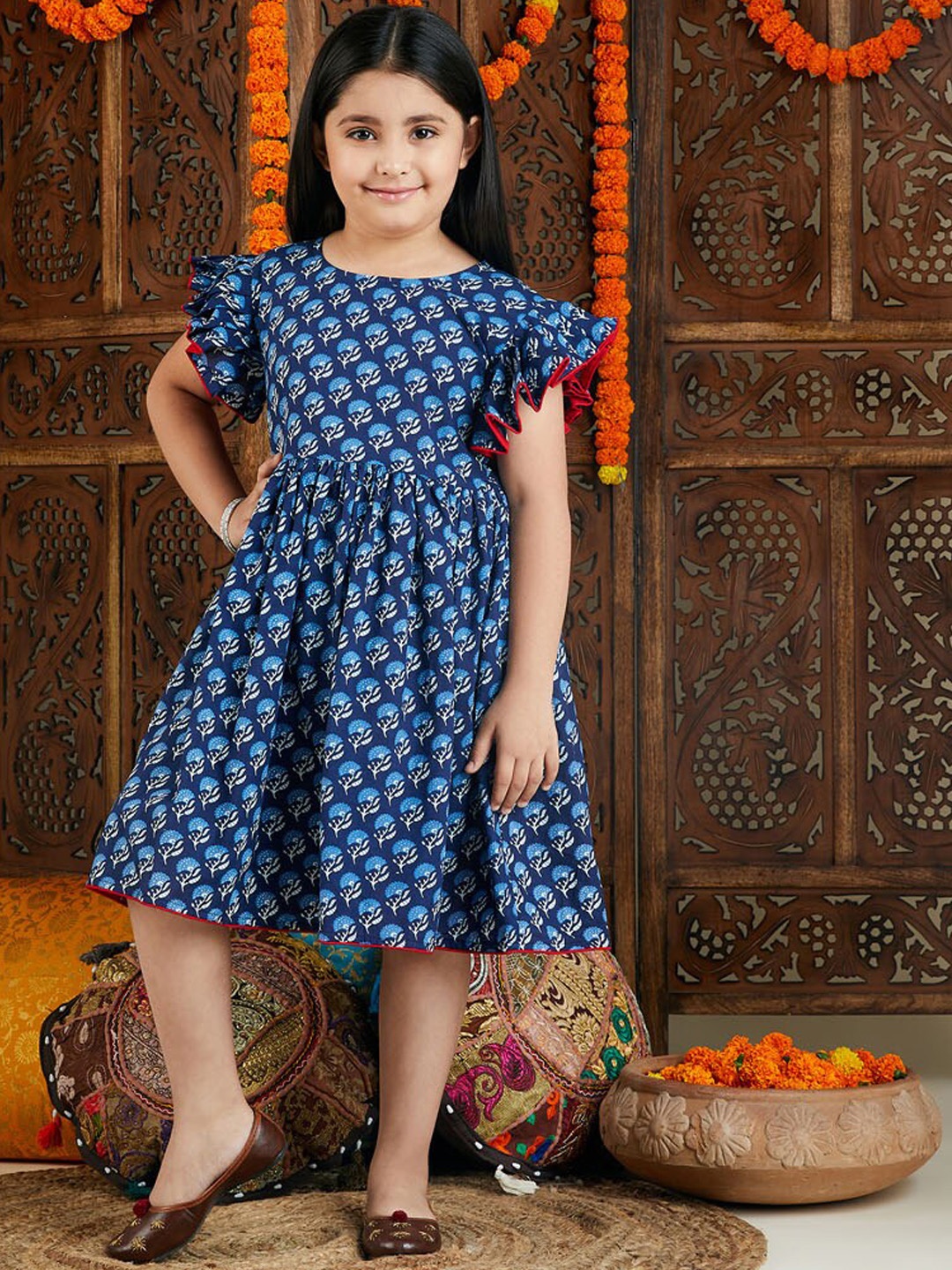 

VASTRAMAY Girls Ethnic Motifs Printed Cotton Fit & Flare Ethnic Dress, Blue