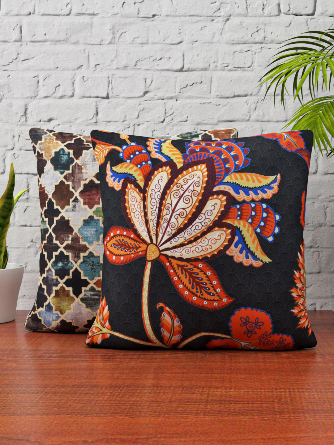 

HERE&NOW Black & Blue 2 Pieces Abstract Square Cushion Covers