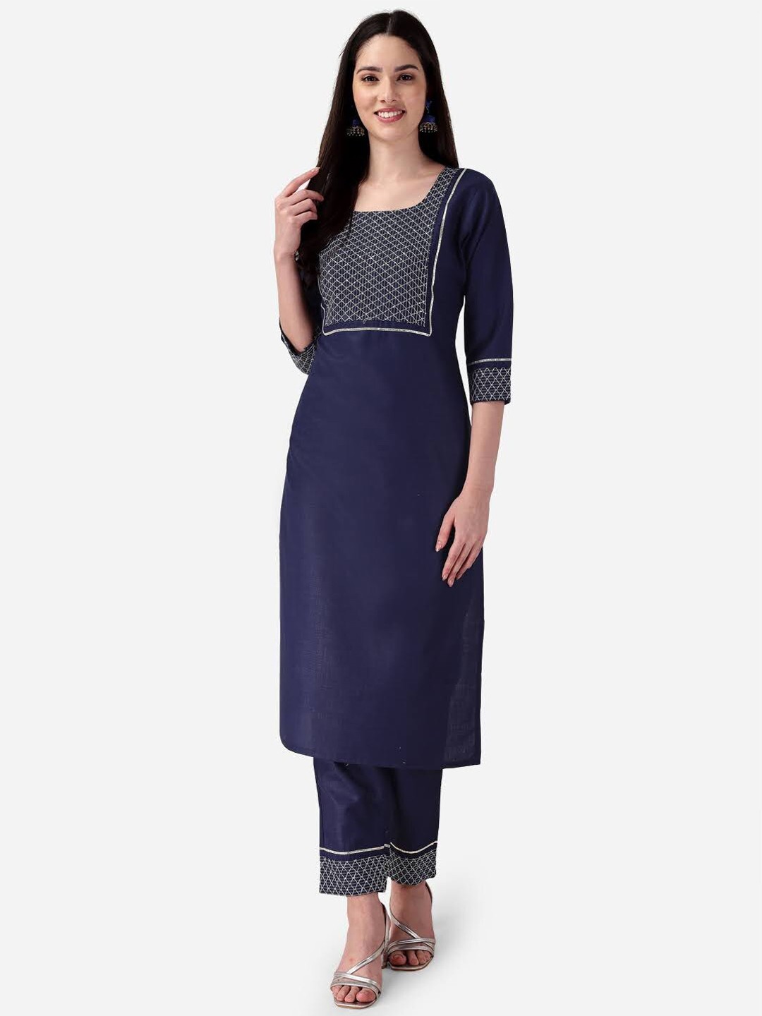 

STYLE SAMSARA Geometric Embroidered Regular Kurta With Trousers, Navy blue