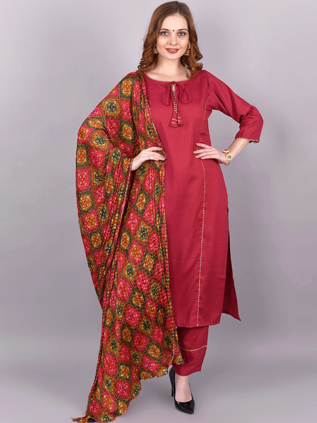 

STYLE SAMSARA Gotta Patti Kurta With Trousers & Dupatta, Pink