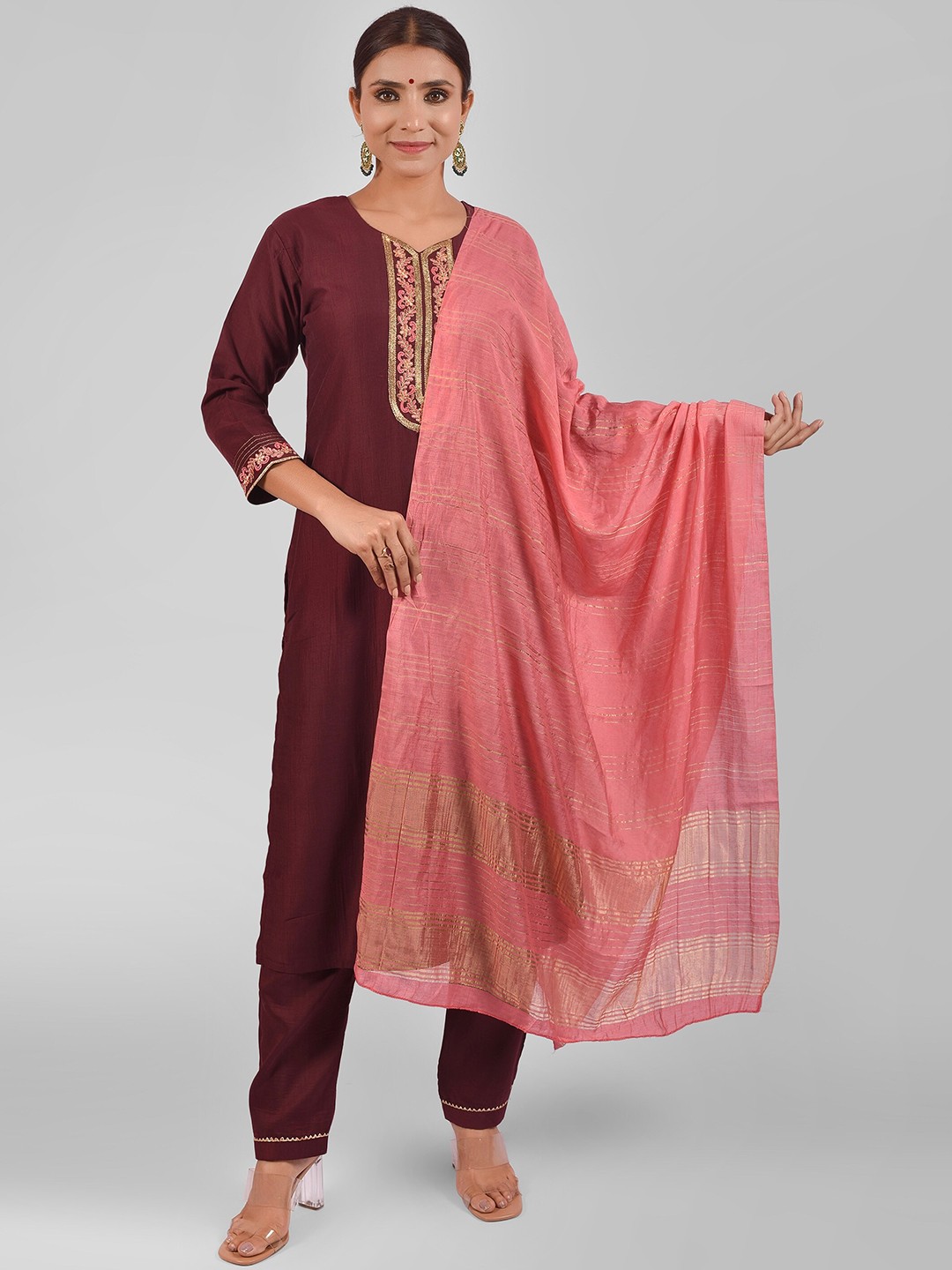 

STYLE SAMSARA Yoke Design Embroidered Regular Kurta With Trousers & With Dupatta, Maroon