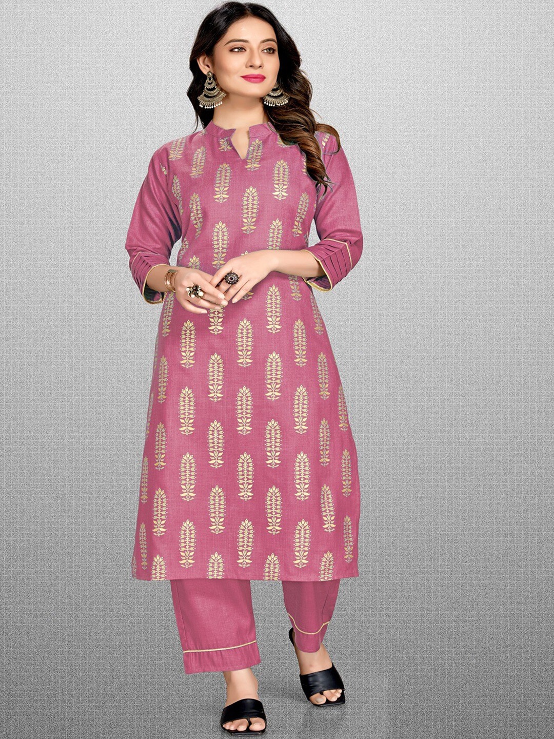 

STYLE SAMSARA Ethnic Motifs Printed Kurta With Trousers, Pink